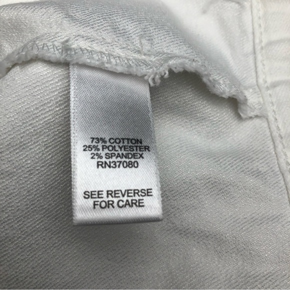 Versona White Denim Vest - Picture 7 of 9